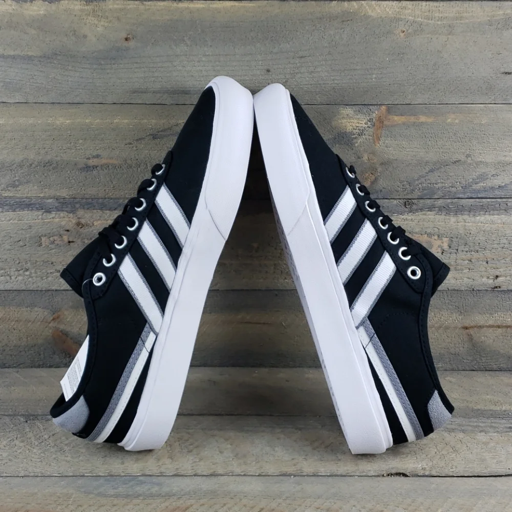adidas Originals Delpala Casual/Skate Sneakers